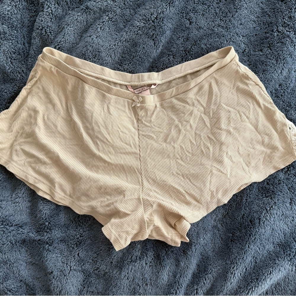 Victoria's Secret Cream Pajama Shorts With Lace Details